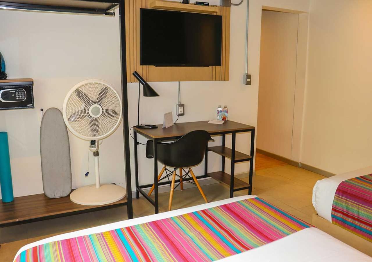 เดอะ โฮสต์ บิสซิเนส สวีท Aparthotel เม็กซิโกซิตี้ ภายนอก รูปภาพ